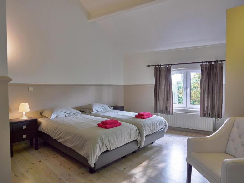 Отель Het Bloesemklooster Relais Синт-Трёйден Экстерьер фото